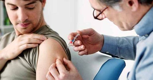 Những vắc xin nam giới cần tiêm để tránh những bệnh nguy hiểm - Ảnh 1