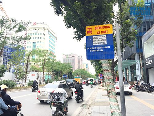 Cạm bẫy tín dụng đen "giăng mắc" khắp phố phường Hà Nội - Ảnh 3