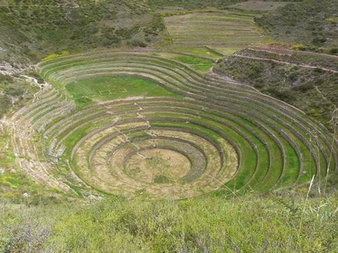 Kỳ bí ruộng bậc thang tròn Inca cổ đại - Ảnh 12
