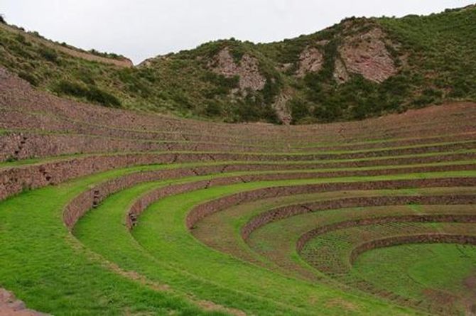 Kỳ bí ruộng bậc thang tròn Inca cổ đại - Ảnh 10