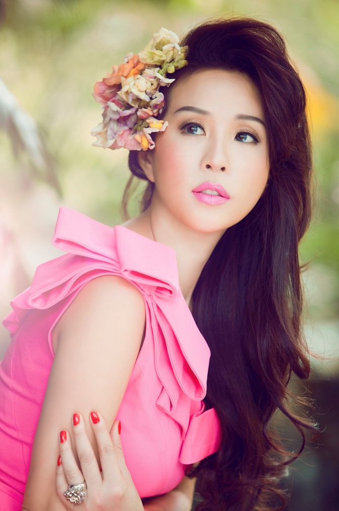 Hoa hậu Thu Hoài rực rỡ chào Xuân 2014 - Ảnh 10