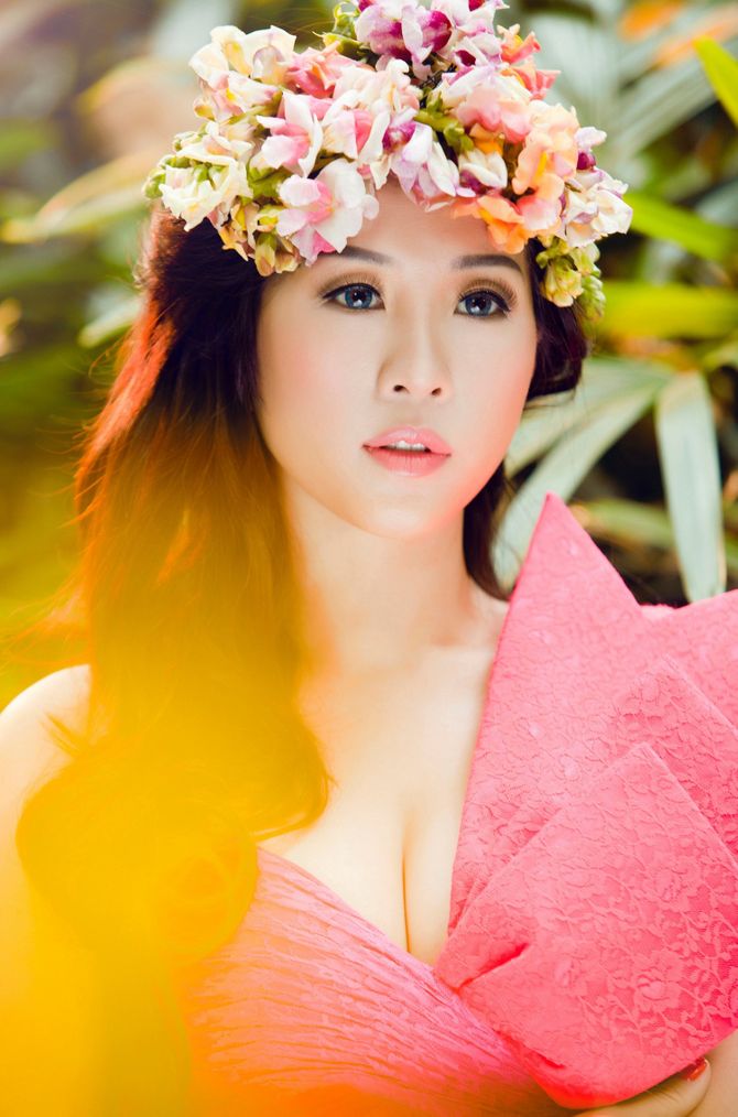 Hoa hậu Thu Hoài rực rỡ chào Xuân 2014 - Ảnh 6