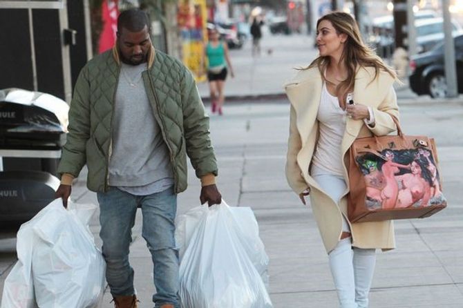 Kim Kardashian được Kanye tặng túi xách triệu USD cực độc