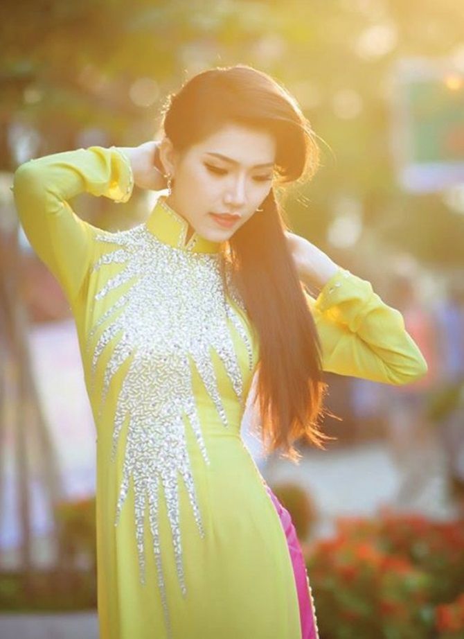 Hoa khôi, á khôi "Người đẹp tỏa sáng 2013" diện áo dài nền nã - Ảnh 7