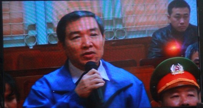 Dương Chí Dũng khai đưa "ông anh" Bộ Công an 500.000 USD - Ảnh 2