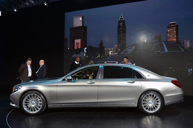 Mercedes-Maybach S600 giá 9,66 tỷ đồng sắp về Việt Nam - Ảnh 1