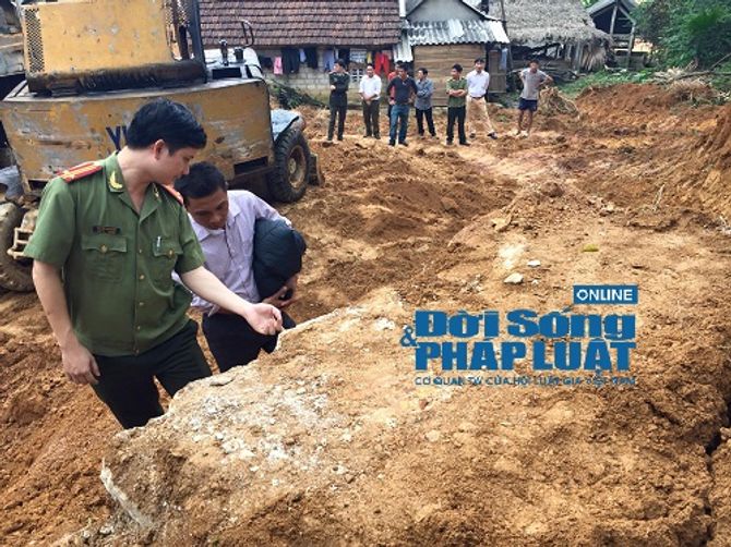 Phát hiện hòm đá lạ ở Hà Tĩnh: Tạm chôn lấp 