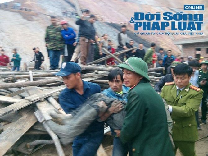 Hình ảnh cứu hộ vụ sập giàn giáo xăng dầu ở Hà Tĩnh - Ảnh 2