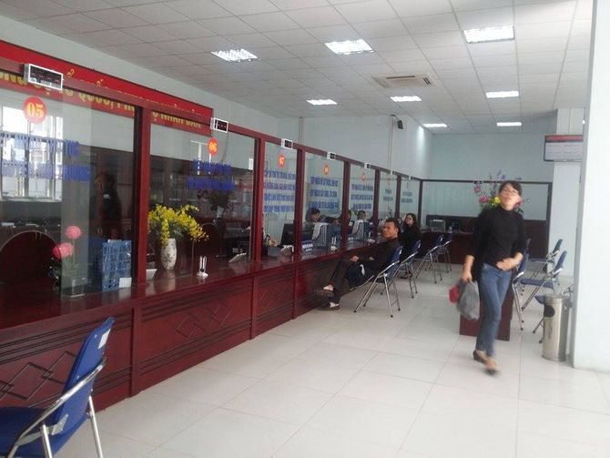 Ngày làm việc khai Xuân tại Hà Nội: Công sở vắng, karaoke cháy phòng - Ảnh 2