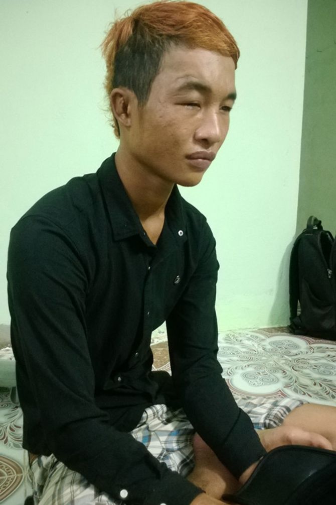 Cậu bé từng chịu "nhục hình" Hào Anh bị bắt vì trộm máy tính - Ảnh 1
