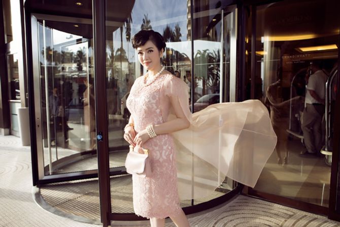 LHP Cannes 2015: Lý Nhã Kỳ đẹp trong veo ở show Dior - Ảnh 3