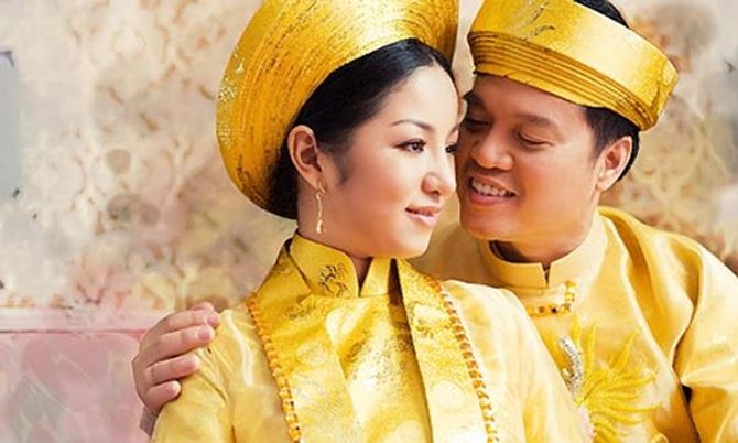 Những cặp đôi "chia tay quỵt tiền" đình đám của showbiz Việt - Ảnh 2
