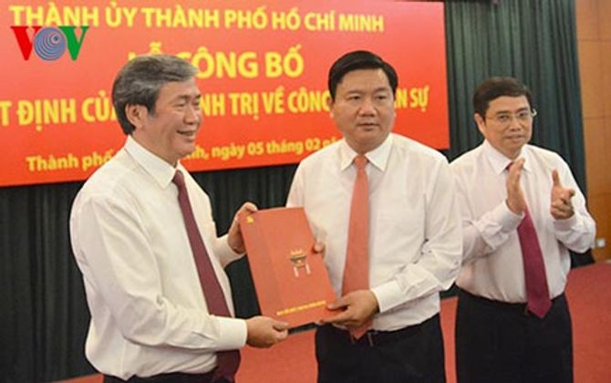 Ông Đinh La Thăng giữ chức Bí thư Thành ủy TP Hồ Chí Minh - Ảnh 1
