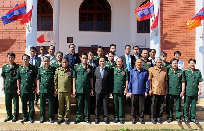 7 cán bộ, chiến sỹ BĐBP Hà Tĩnh đón nhận Huân chương LĐ hạng Ba của CHDCND Lào - Ảnh 2