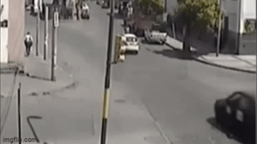 Tin thế giới - Video: Phẫn nộ nam tài xế nhanh tay nhặt tiền của nạn nhân giấu đi sau khi gây tai nạn