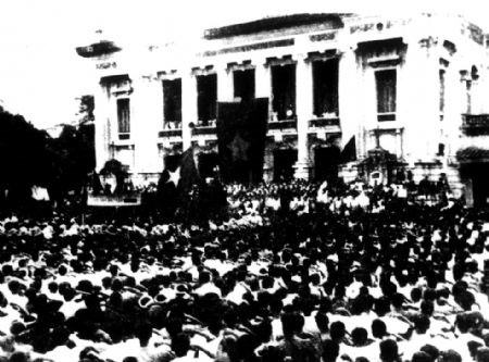 Cách mạng Tháng Tám 1945 - một trang sử của dân tộc Việt Nam. Hãy tới xem bức ảnh với chủ đề lịch sử này để hiểu rõ hơn về những thăng trầm và cống hiến của những người anh hùng trong cuộc đấu tranh giành độc lập, tự do cho đất nước. Đây chắc chắn sẽ là một trải nghiệm đáng nhớ cho bạn.