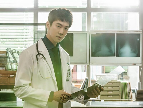 “Romantic Doctor, Teacher Kim”: tưởng không hay nhưng hay không tưởng - Ảnh 4
