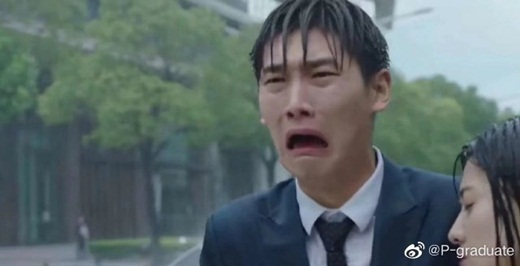 Cảnh khóc "gây cười" trong phim Hoa ngữ: Ai đó hãy dạy Lưu Diệc Phi, Angelababy "cách sử dụng khuôn mặt" - Ảnh 6