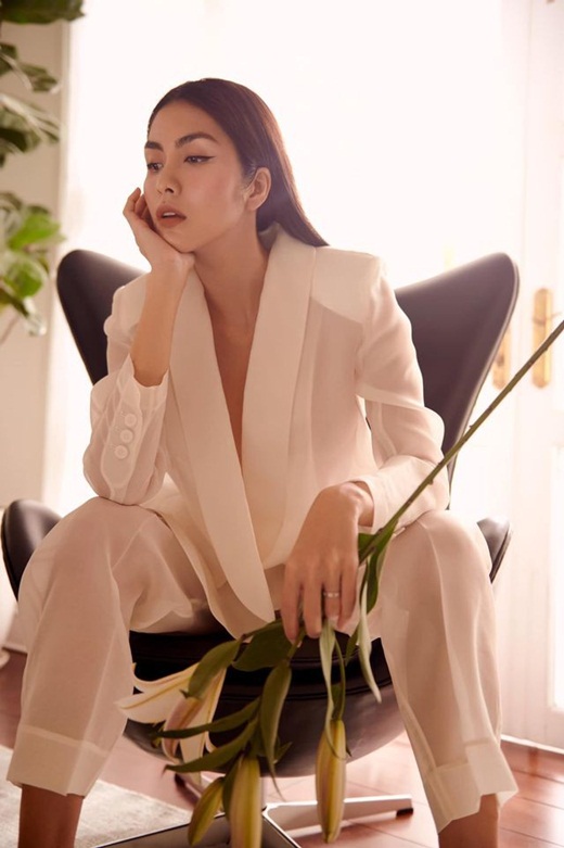 Tăng Thanh Hà diện vest xuyên thấu, khoe thần thái đỉnh cao xứng danh ngọc nữ showbiz Việt - Ảnh 4
