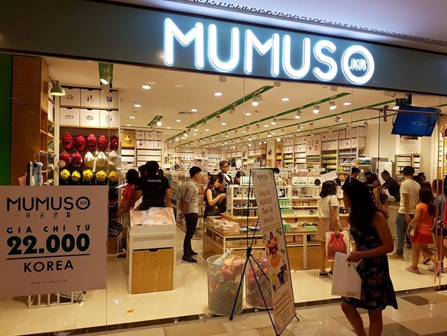 Phát hiện 99,3% hàng hóa của Mumuso là từ Trung Quốc - Ảnh 1