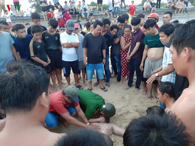 Bình Thuận: Bàng hoàng phát hiện người đàn ông đuối nước tử vong khi tắm biển - Ảnh 3