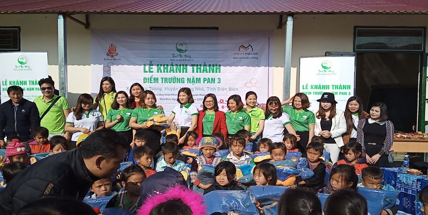 Long trọng tổ chức khánh thành công trình phòng học Thanh Mộc Hương thứ 1 tại Điện Biên  - Ảnh 9