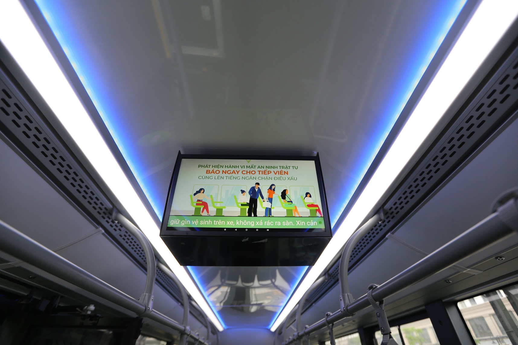 VinBus chính thức vận hành xe buýt điện thông minh đầu tiên tại Việt Nam - Ảnh 6