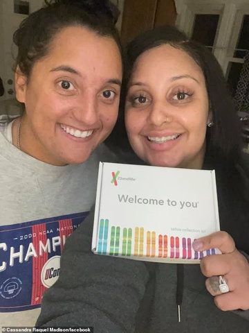 Sau 8 năm là đồng nghiệp, hai cô gái phát hiện sự thật chấn động khi cầm tờ xét nghiệm ADN - Ảnh 1