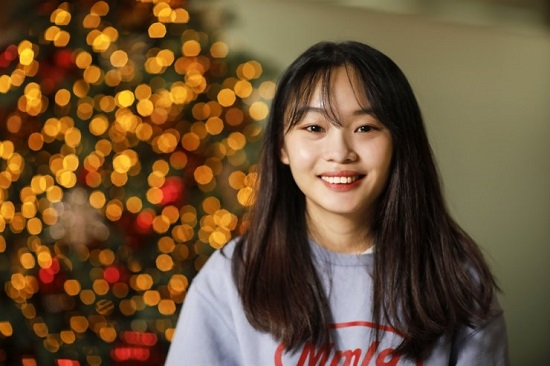 Nữ sinh 17 tuổi gốc Việt giành giải nhất cuộc thi hùng biện song ngữ ở Hàn Quốc - Ảnh 1
