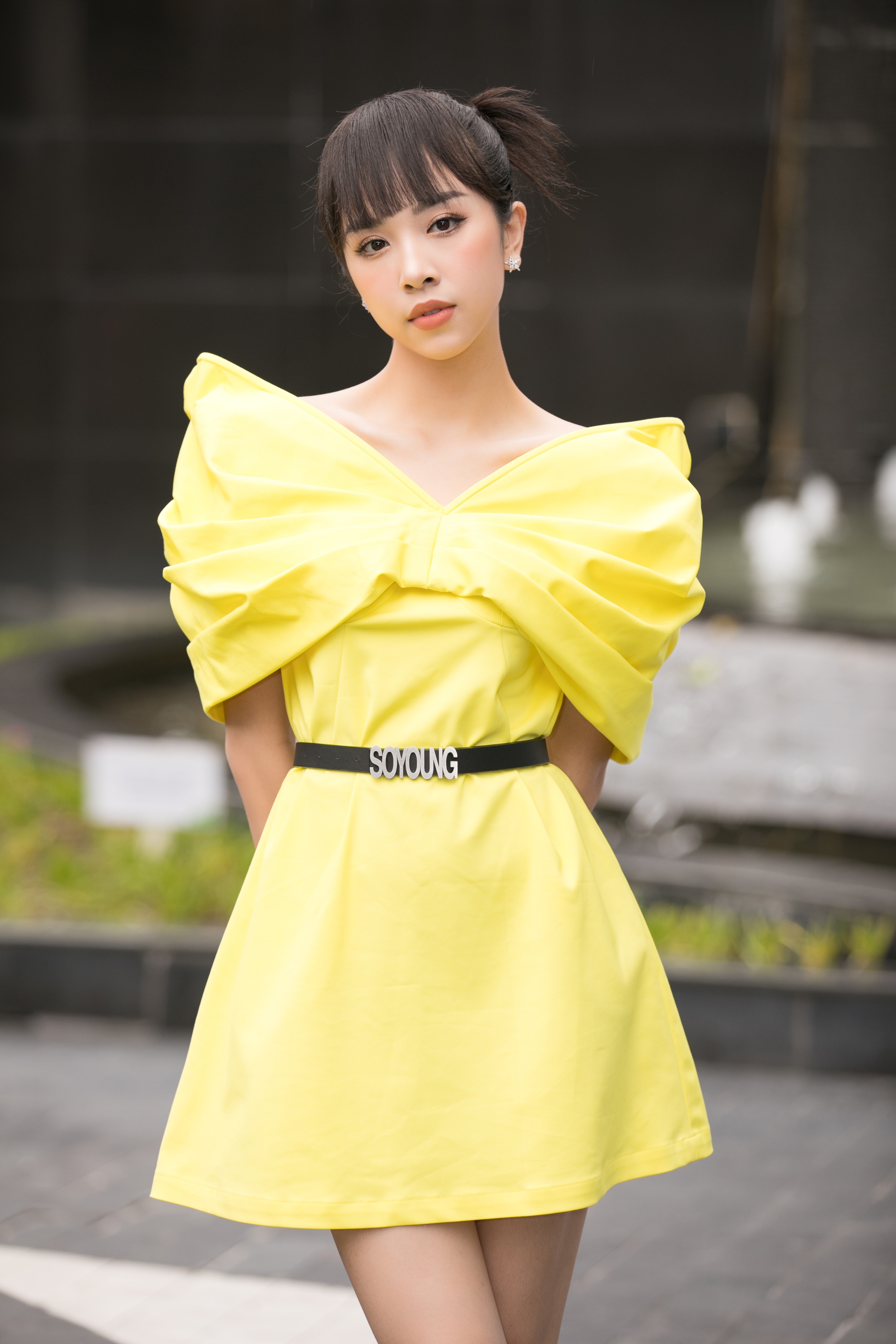 Đẹp lấn át thí sinh, Tiểu Vy trở về nơi đầu tiên ghi danh Hoa hậu Việt Nam - Ảnh 6