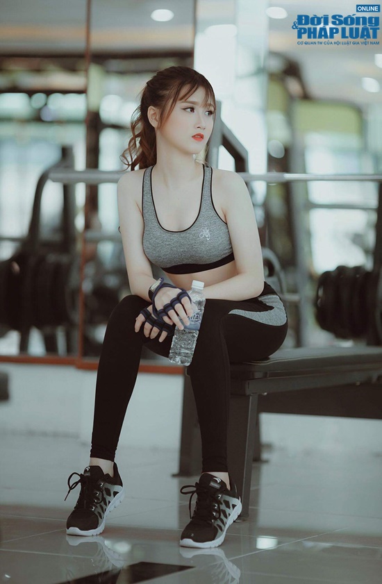 Nữ sinh ĐH Sư phạm nóng bỏng đam mê gym, là hotgirl nổi tiếng Hà thành - Ảnh 8
