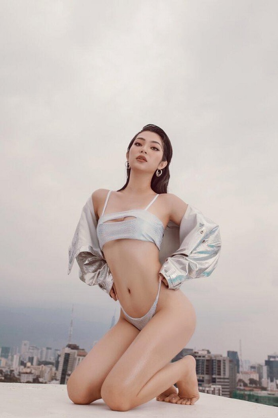 Top 5 Hoa hậu biển Việt Nam khoe đường cong "đốt mắt" tại bể bơi - Ảnh 10