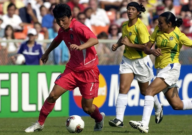Thể thao - Bị nghi ngờ là đàn ông, 'Ibrahimovic' của bóng đá nữ Hàn Quốc từng suýt bỏ World Cup