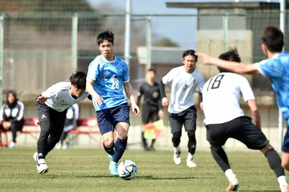 Bóng đá - Đội bóng Yokohama FC xuống hạng, Công Phượng xuống J2 League thi đấu (Hình 2).