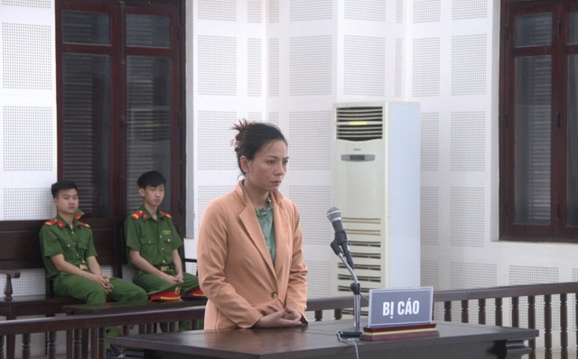 An ninh - Hình sự - Người phụ nữ lãnh 3 năm tù vì tổ chức cho khách du lịch Hàn Quốc rồi trốn ở lại