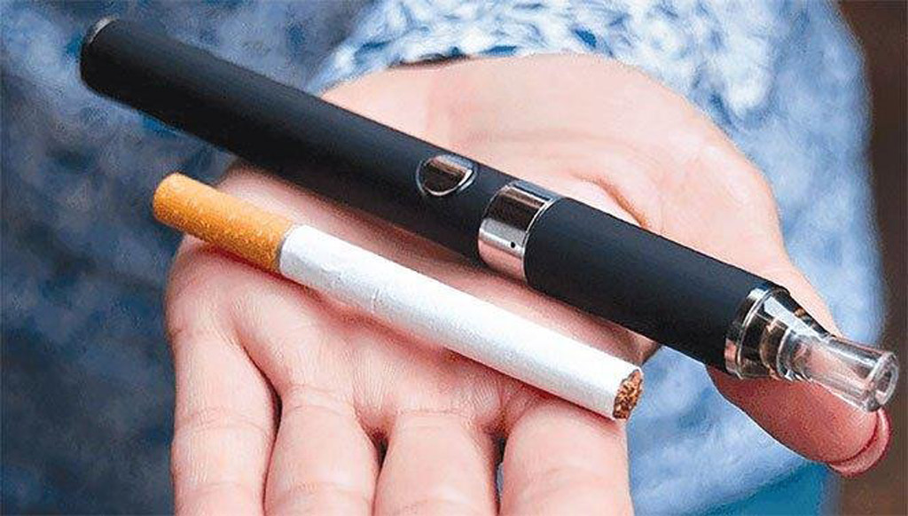 Sức khoẻ - Làm đẹp - Vì sao thuốc lá điện tử có hại hơn thuốc lá truyền thống?