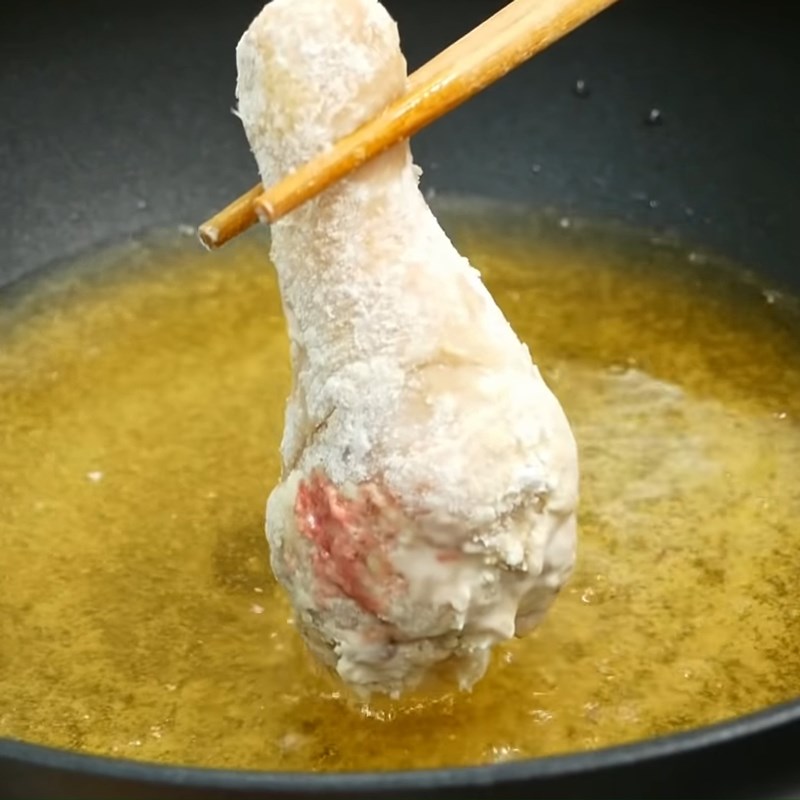 Ăn - Chơi - Món ngon mỗi ngày: Cách làm đùi gà chiên nước mắm đậm đà đưa cơm (Hình 11).