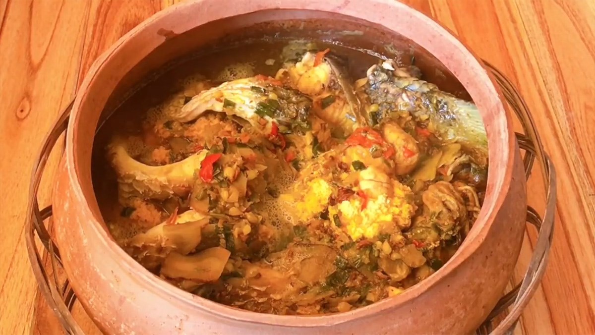 Ăn - Chơi - Món ngon mỗi ngày: Công thức nấu cá trôi kho riềng nghệ thơm ngon đậm đà ngày lạnh (Hình 9).