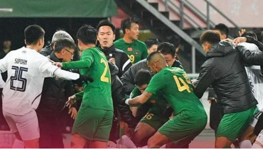 Bóng đá - Cầu thủ Thái Lan và Trung Quốc lao vào đánh nhau tại AFC Champions League