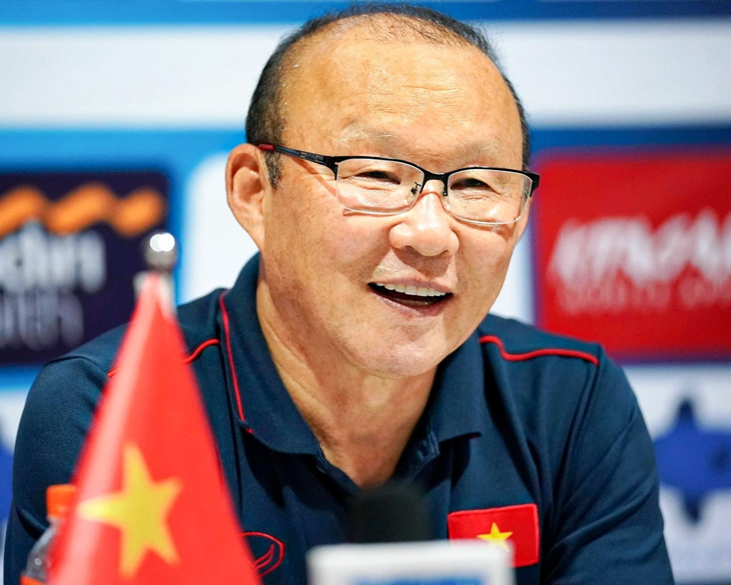 Bóng đá - Tiết lộ lý do vì sao báo chí Trung Quốc kêu gọi đội nhà chiêu mộ gấp thầy Park Hang-seo 