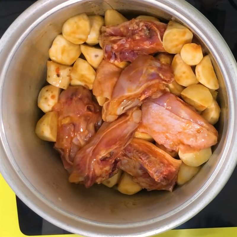 Ăn - Chơi - Cách nấu canh khoai sọ thịt gà đơn giản thơm ngon (Hình 7).