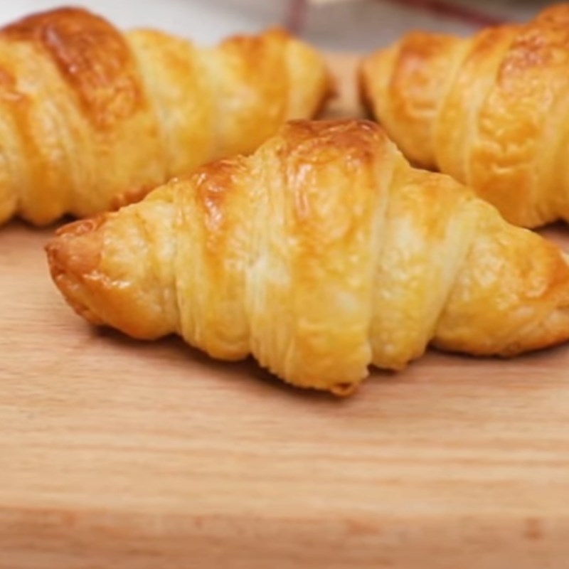 Ăn - Chơi - Cuối tuần trổ tài làm bánh croissant thơm ngon tại nhà (Hình 18).