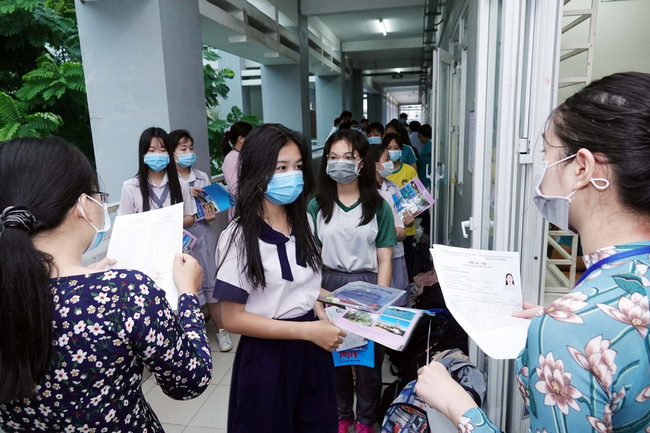 Tuyển sinh - Du học - Mới: Hà Nội không tổ chức thi tốt nghiệp THPT 2021 đợt 2