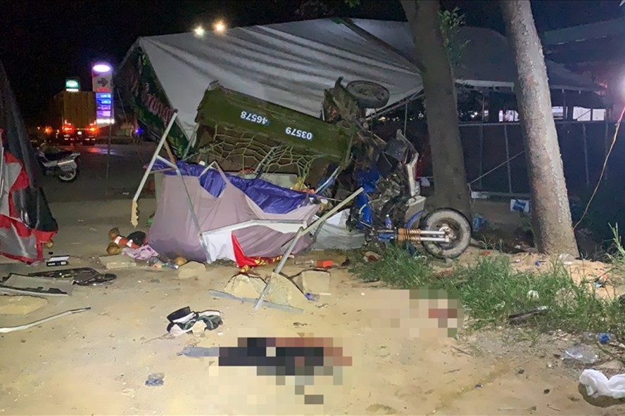 Tin trong nước - Tin tức tai nạn giao thông ngày 3/8: Huấn Hoa Hồng lái 'siêu xe' Range Rover gặp tai nạn ở Yên Bái (Hình 2).