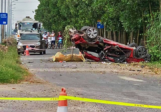Tại Bắc Ninh, giao thông cũng không tránh khỏi tai nạn. Tuy nhiên, chúng ta có thể học hỏi và cải thiện tình trạng đó bằng cách nâng cao nhận thức về an toàn giao thông. Cùng xem những hình ảnh liên quan để hiểu rõ hơn về chi tiết các vụ tai nạn.