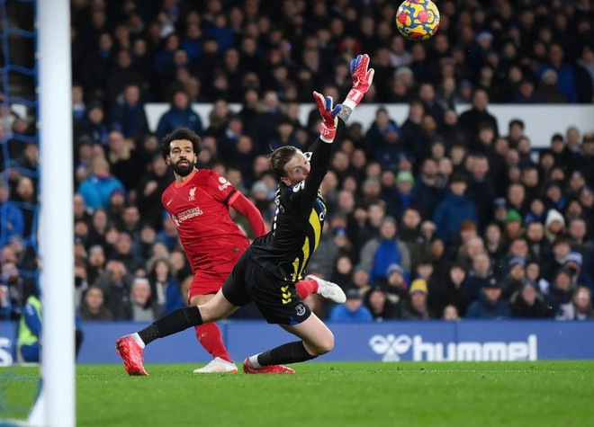 Bóng đá - Salah lập cú đúp, Liverpool vùi dập 'gã hàng xóm' Everton tỷ số 4-1