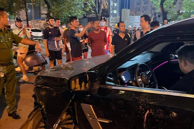 Tin trong nước - Vụ ô tô gây tai nạn liên hoàn trên phố Hà Nội: Tài xế là giảng viên đại học