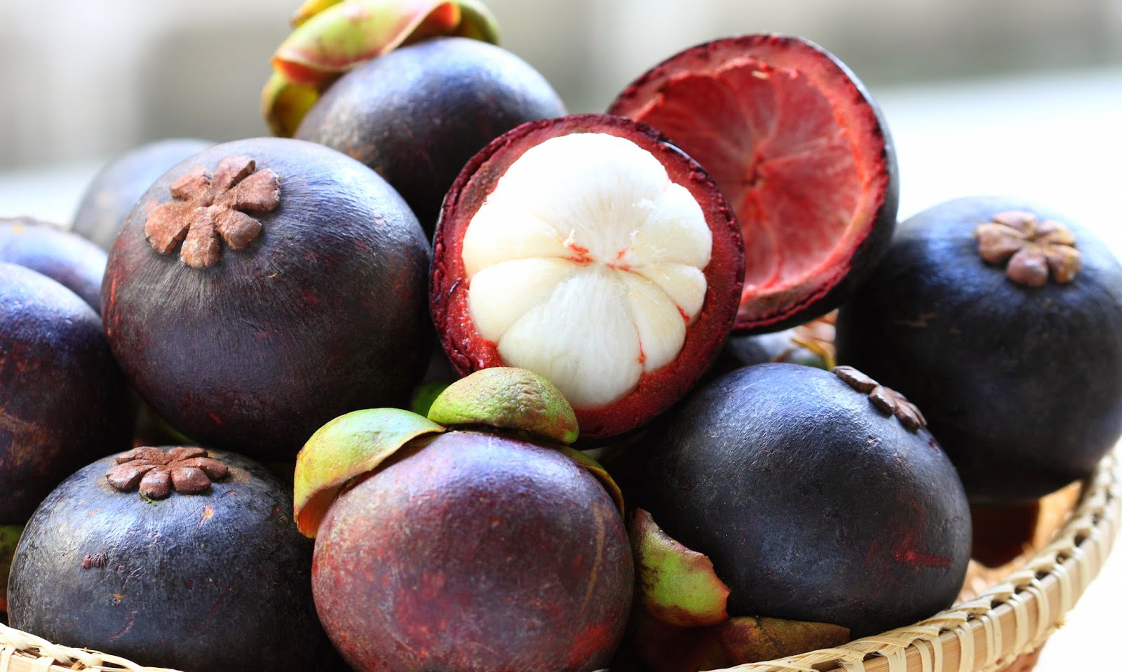 Sức khoẻ - Làm đẹp - 6 loại quả là “thuốc bổ” khi ăn buổi sáng nhưng hóa “độc dược” nếu ăn buổi tối (Hình 2).