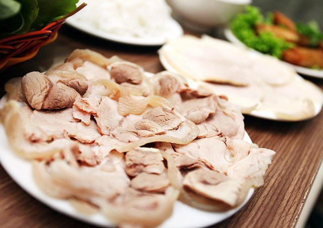 Ăn - Chơi - Thịt lợn mất chất vì 6 sai lầm khi luộc