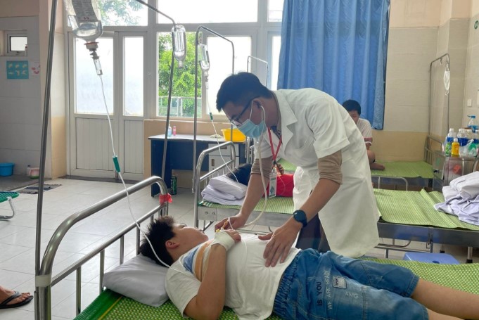 Sức khoẻ - Làm đẹp - Hà Nội ghi nhận 56 ổ dịch sốt xuất huyết, hơn 900 bệnh nhân nhiễm virus Adeno trong 1 tuần